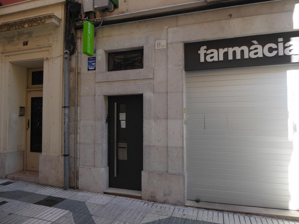 Apoteka Apartaments Figueres (Girona) Exterior foto
